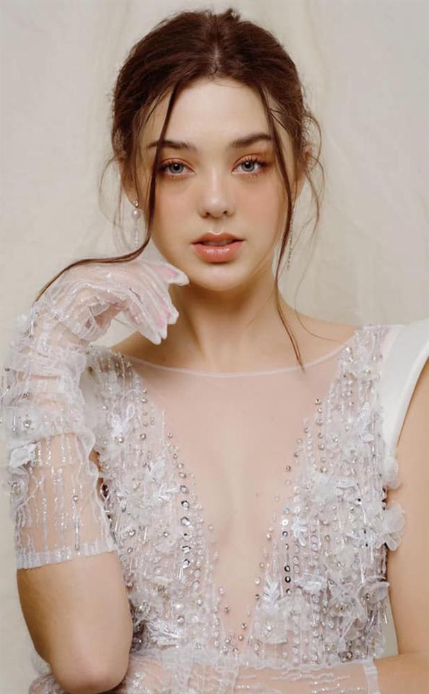 Ảnh đời thường chấm điểm 10 của mẫu nữ thế hệ 2x hẹn hò Bùi Tiến Dũng-11