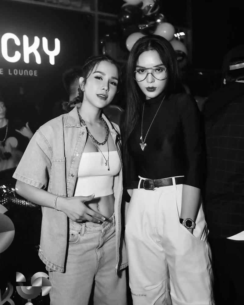 Hội bạn thân của Kỳ Duyên - Diệp Lâm Anh bị nghi phẫu thuật thẩm mỹ cùng chỗ-6