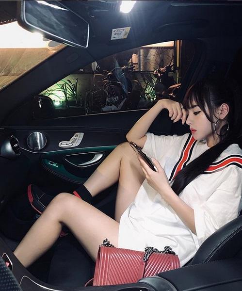 Bạn gái Karik cũng là một yêu nữ hàng hiệu không phải dạng vừa-5