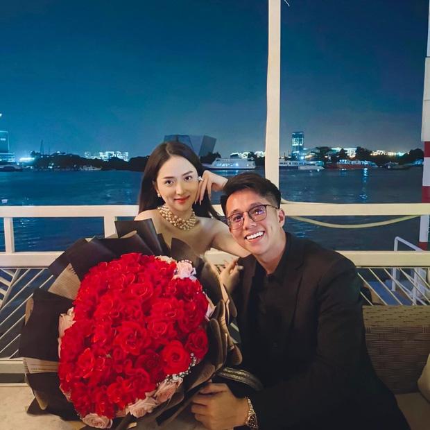 Điểm hẹn hò hót hòn họt tại Sài Gòn, nơi in dấu kỉ niệm 2 tháng yêu của Hương Giang - Matt Liu-1