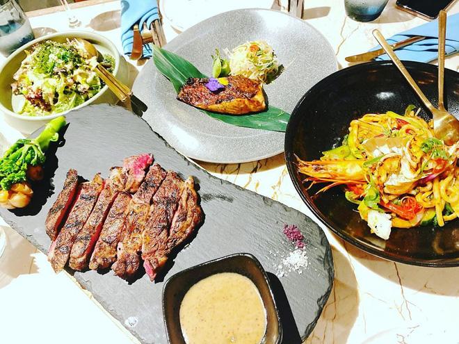 Điểm hẹn hò hót hòn họt tại Sài Gòn, nơi in dấu kỉ niệm 2 tháng yêu của Hương Giang - Matt Liu-10