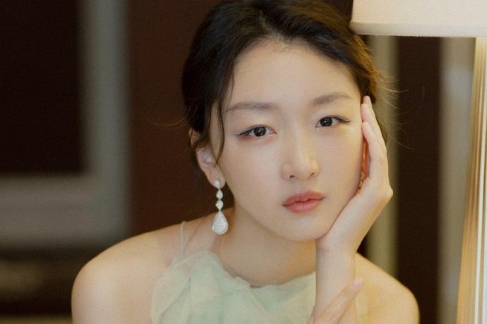 6 bạn trai tin đồn của Ảnh hậu Châu Đông Vũ: Từ mỹ nam kém 8 tuổi cho tới phú nhị đại-12