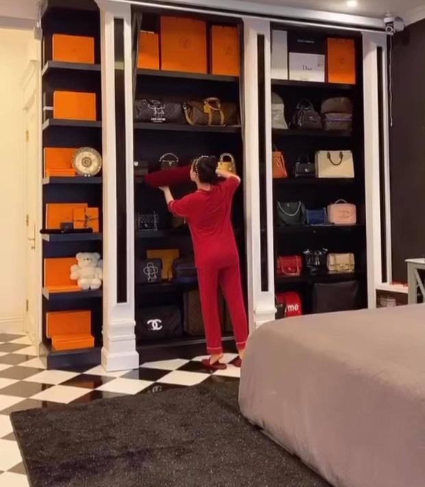 Tò mò cuộc sống tình cũ, nổi đình đám Sài thành một thời của Karik-7