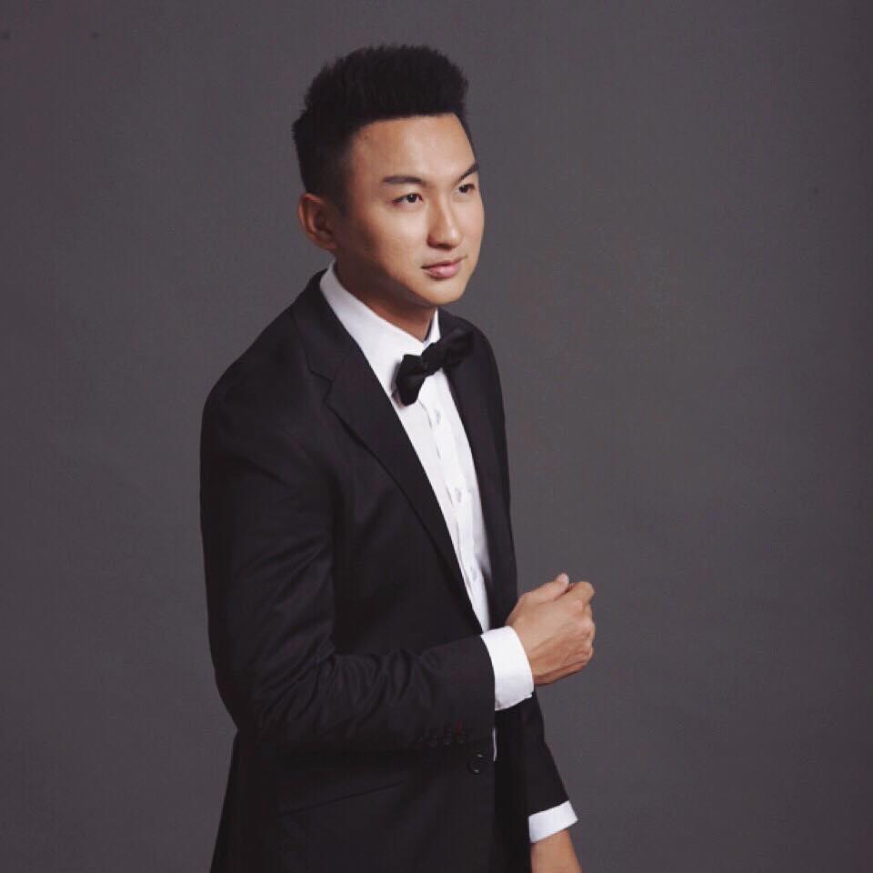 Nam MC từng mỉa mai Hương Giang không thuần chủng tung ảnh giường chiếu-8