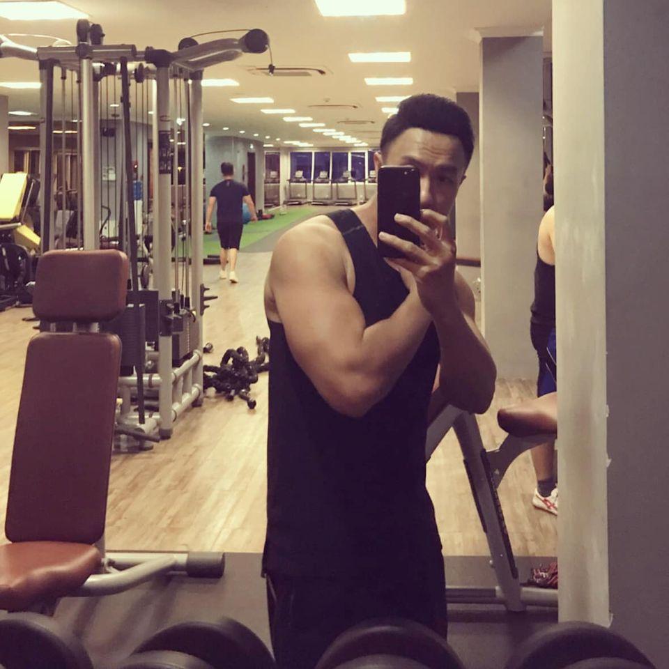 Nam MC từng mỉa mai Hương Giang không thuần chủng tung ảnh giường chiếu-5