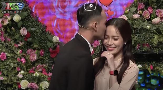 Nữ khán giả xinh đẹp được truy lùng info tới tấp khi đến xem Bạn Muốn Hẹn Hò-6