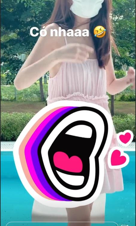 Đam mê quay TikTok, Ngọc Trinh lộ nội y trước ống kính-3