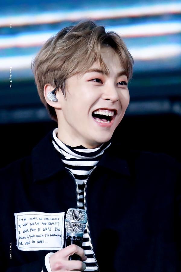 Câu lạc bộ đội lốt fanboy, fangirl may mắn nhất hệ mặt trời là đây!-1