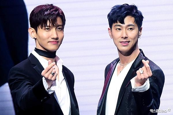 Câu lạc bộ đội lốt fanboy, fangirl may mắn nhất hệ mặt trời là đây!-2