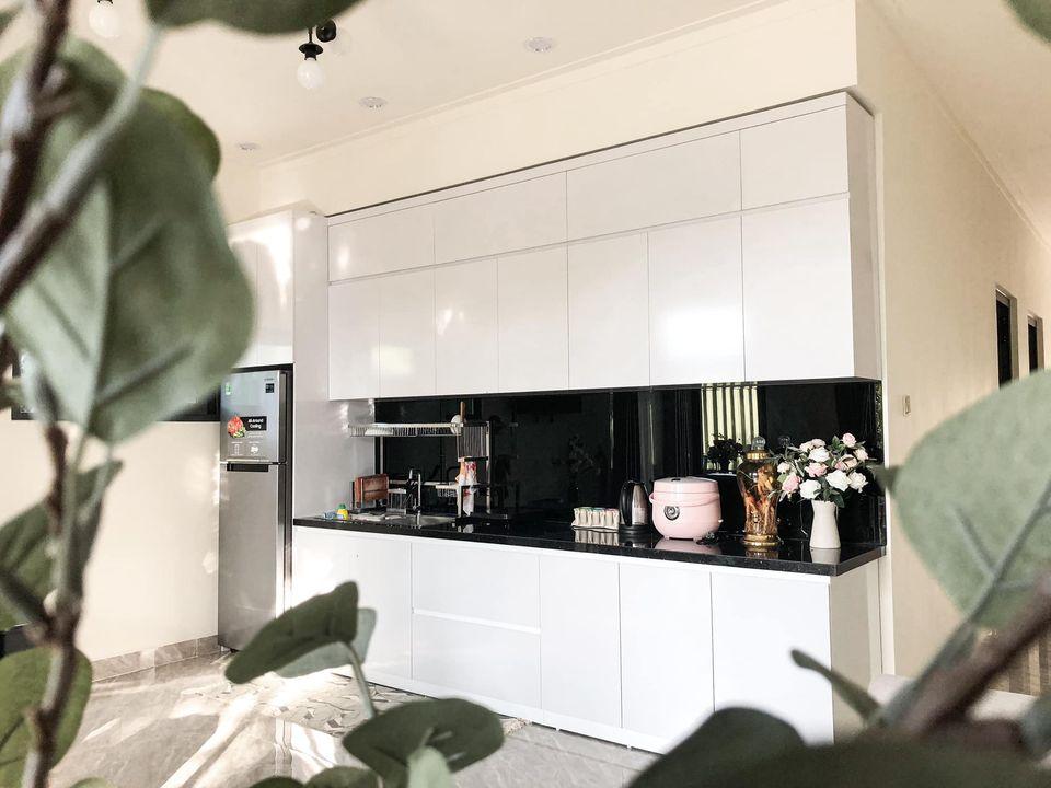 Vợ thiết kế, chồng phụ tá xây dựng ngôi nhà 450 triệu view biển cực chill-3