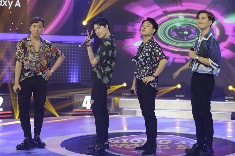 Trường Giang khó chịu ra mặt khi Trấn Thành và nhóm bạn thân Ồn như chợ Bà Chiểu-2