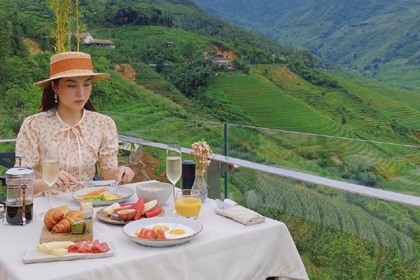 Vlogger đình đám gốc Việt Brittanya Karma nhiễm Covid, hàng chục nghìn fan quốc tế lo lắng-8