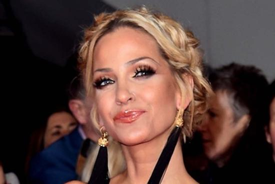 Ca sĩ Sarah Harding mắc bệnh ung thư