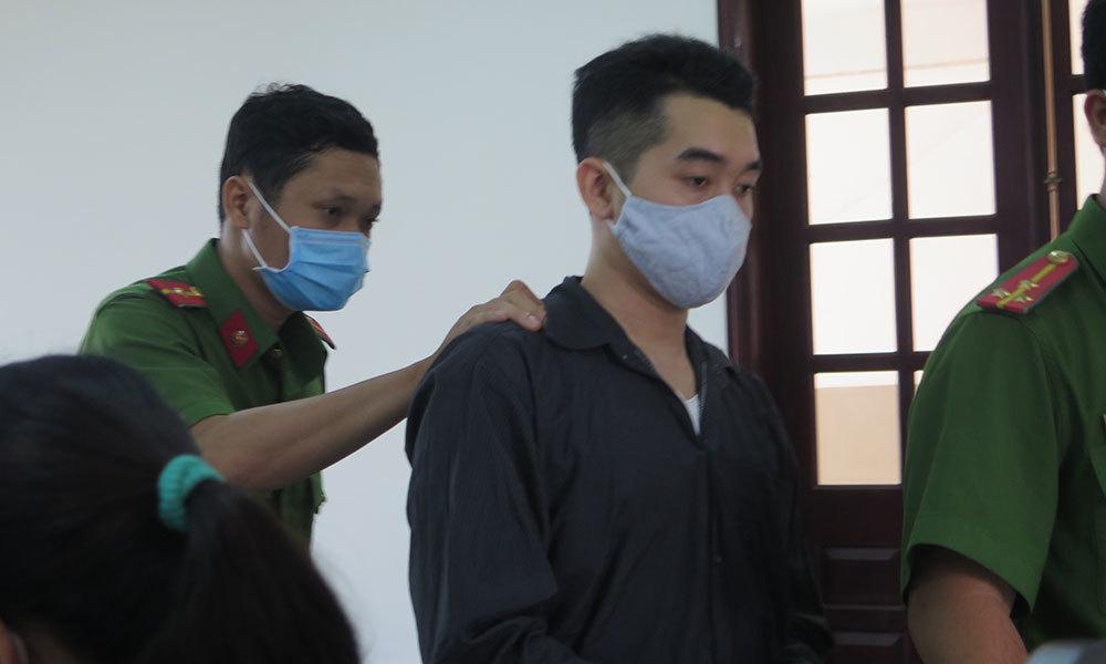 Bé gái 14 tuổi bị chuốc say, xâm hại đến ngất xỉu-1