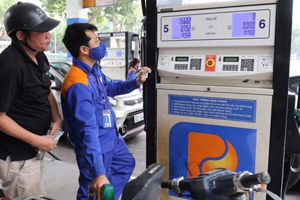 Giá xăng giảm nhẹ-2