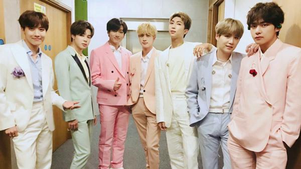 BTS đạt Perfect All Kill, quyết tâm trụ ngôi vương dù BLACKPINK sắp chiếm đánh-5