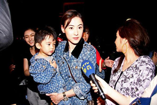 Nguyên nhân quyền nuôi con về tay Trương Bá Chi, hóa ra là do bệnh của Tạ Đình Phong?-4