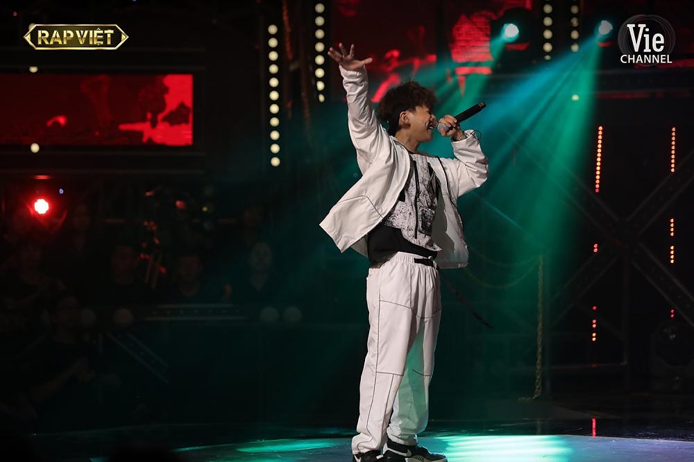 Nghẹt thở profile khủng của 2 siêu thí sinh Rap Việt tập 5-2