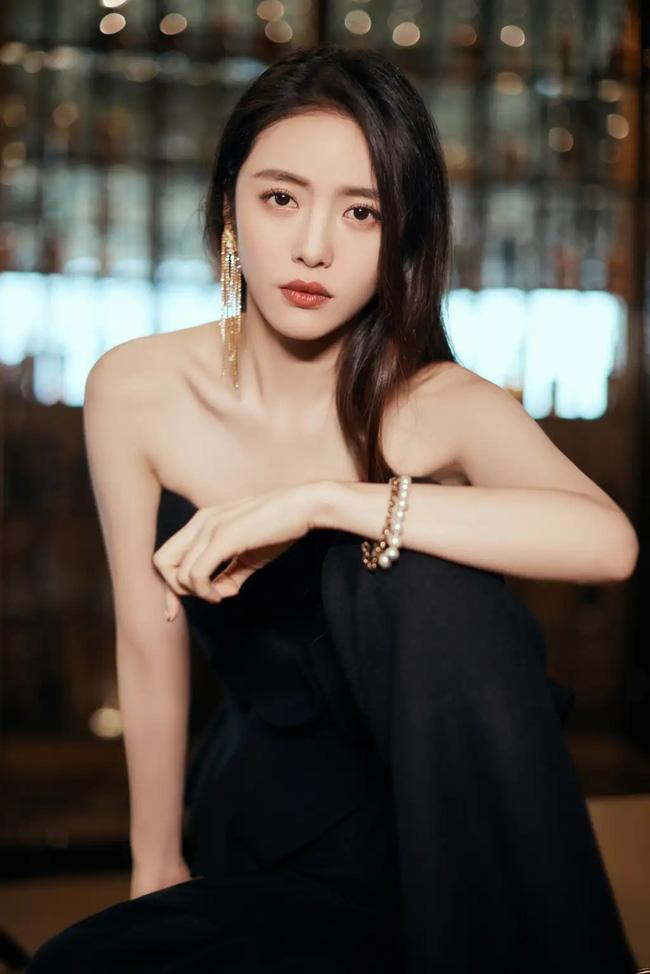 Vật trong tay - phim sốc nhất lịch sử, nam chính quay clip nóng, cưỡng bức nữ chính ly hôn-4