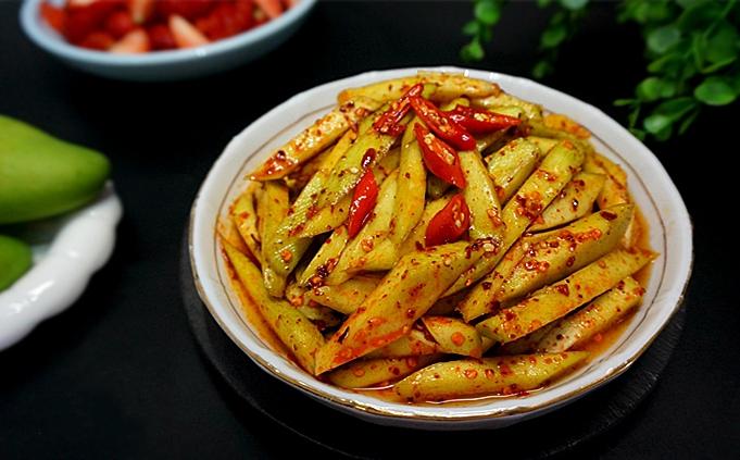 Xoài dầm cay - món ăn vặt chỉ nhìn đã muốn ứa nước miếng-4