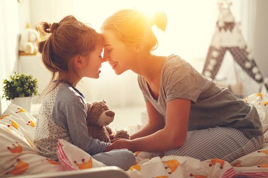 Mẹ chồng cũ liên tục mách tội, kể xấu cháu gái tuổi teen