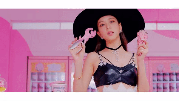 Vừa phát hành Ice Cream, fans BLACKPINK đã chia phe ý kiến: Nơi nào cho Jisoo và Rosé?-5