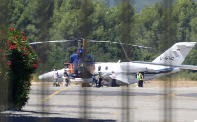 Brad Pitt si mê bạn gái mới từ 9 tháng trước-9