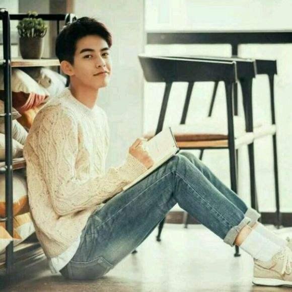 4 sao Hoa ngữ đình đám xuất thân là hotgirl, hotboy mạng xã hội-3