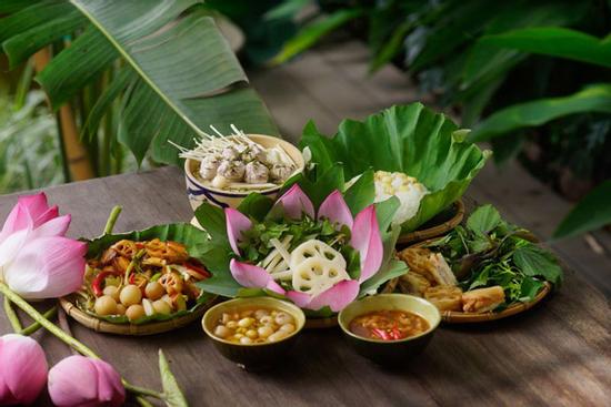 Chẳng ai nghĩ 7 loại hoa ngắm thấy mê này không những ăn được mà còn 'ngon nhức nách'