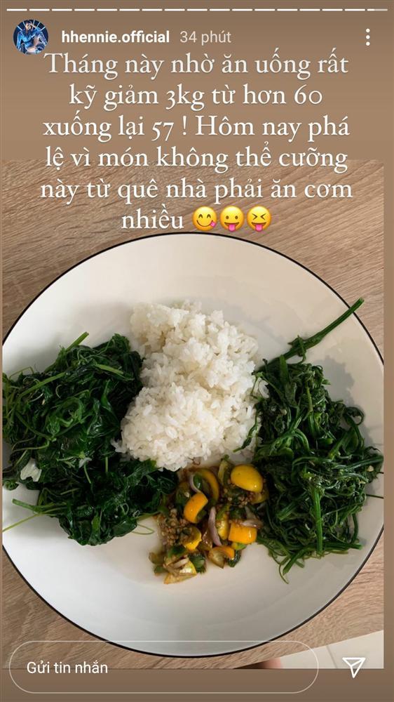 HHen Niê khoe nông sản bố mẹ gửi lên thành phố khiến ai nhìn cũng thích-8