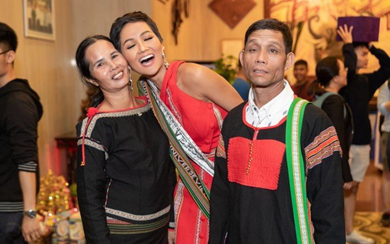 HHen Niê khoe nông sản bố mẹ gửi lên thành phố khiến ai nhìn cũng thích-10