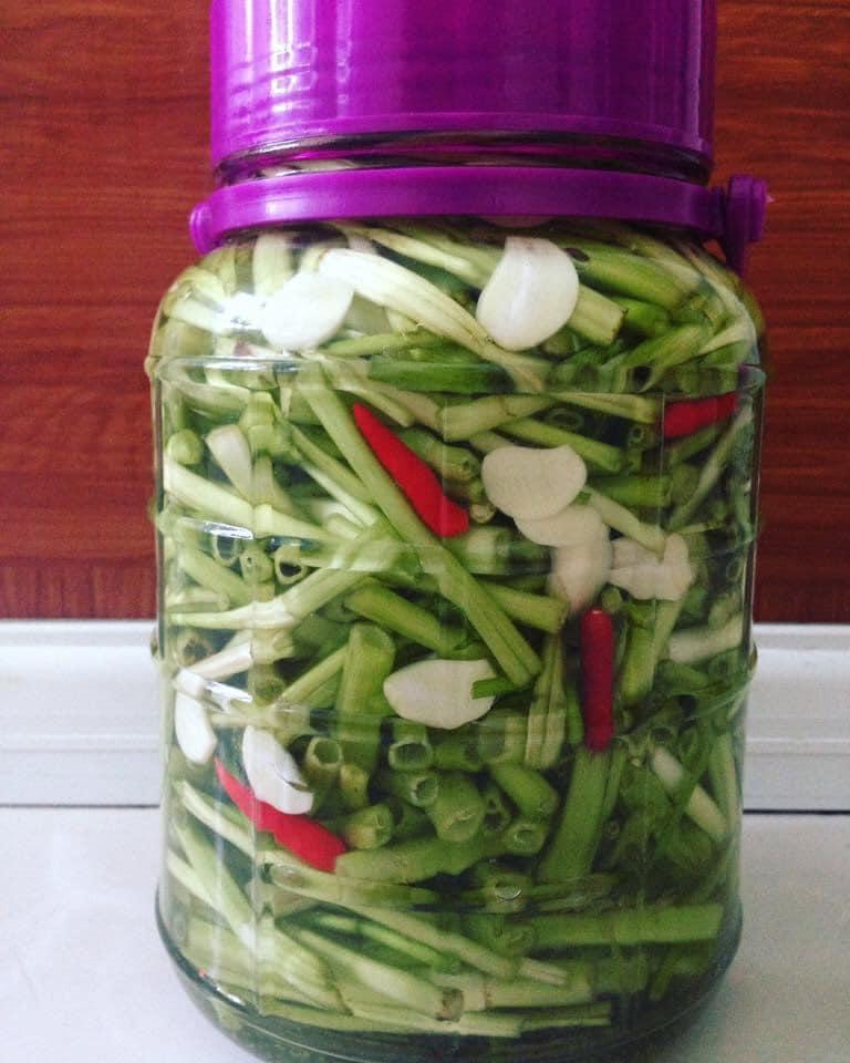 Muối dưa cà xưa rồi, học 9X tự làm các món muối chua lạ mà quen lại không thể dễ hơn-6