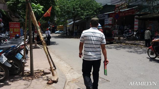 Bé gái Hà Nội mất tích bí ẩn suốt 4 năm chưa rõ tung tích, người cha quyết bám nghề Grab để có cơ hội đến mọi miền tìm con-4