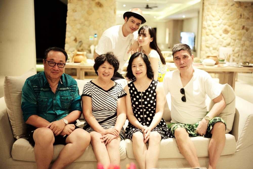 Huỳnh Hiểu Minh nói gì về hôn nhân với Angela Baby đang bị đồn tan vỡ?-1