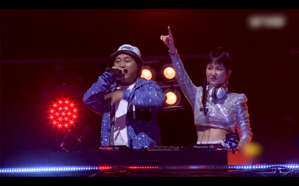 Ai hại nhan sắc DJ Trang Moon ở King Of Rap?-6
