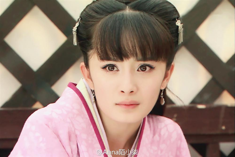 Dương Mịch, Triệu Lệ Dĩnh và dàn mỹ nhân Hoa ngữ: Ai để tóc mái ngố đẹp hơn?-4