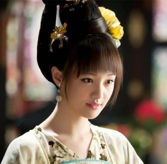 Dương Mịch, Triệu Lệ Dĩnh và dàn mỹ nhân Hoa ngữ: Ai để tóc mái ngố đẹp hơn?-9