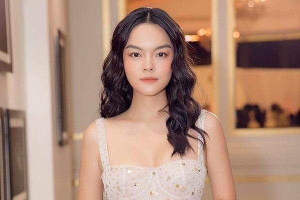 Cháu gái ca sĩ Phạm Quỳnh Anh gây chú ý mới 17 tuổi cao 1m79-8