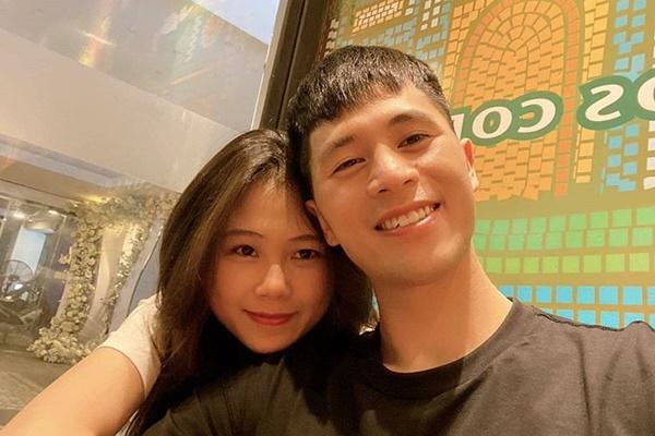 Đình Trọng dùng bàn tay hư kéo tụt quần đối thủ-3