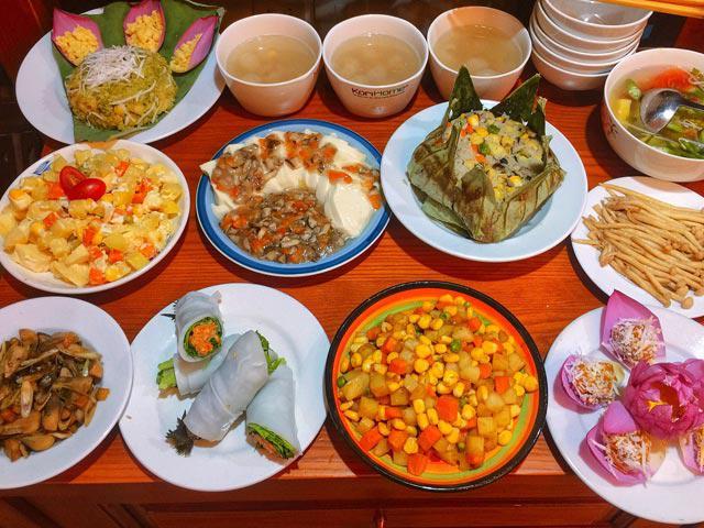 Mâm cỗ và bài cúng Rằm tháng 7 năm 2020 có gì đặc biệt?-1