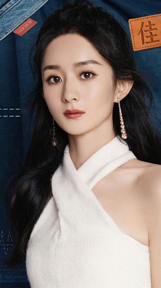 Triệu Lệ Dĩnh bị cà khịa chuyện cõng Vương Nhất Bác nhưng đáng nói là tên mỹ nam bị đọc sai-5