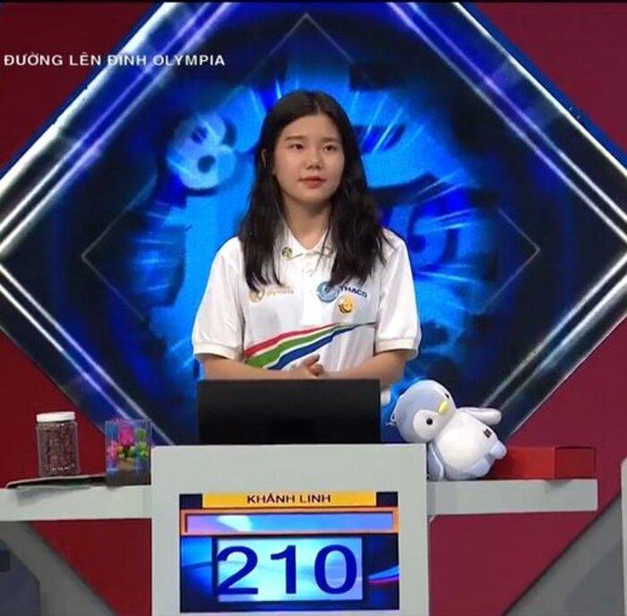Những nữ sinh chỉ xuất hiện vài giây cũng gây thương nhớ ở Đường lên đỉnh Olympia-15