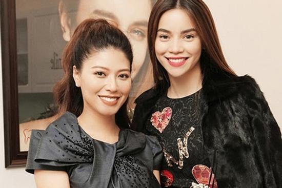 Ít người biết Hồ Ngọc Hà và BTV Ngọc Trinh cũng là cặp chị em keo sơn gắn bó