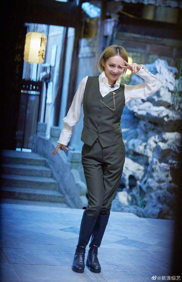 Ninh Tịnh: 30 năm xứng danh chị đại của Cbiz ai ai cũng phải kính nể-11