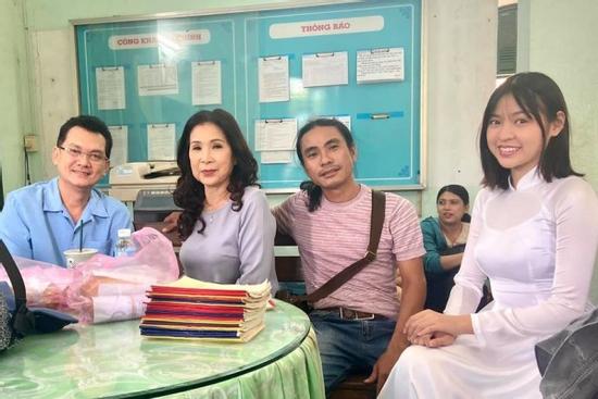 Hot girl 'bắp cần bơ' được thêm đất diễn trong phim dù bị chỉ trích