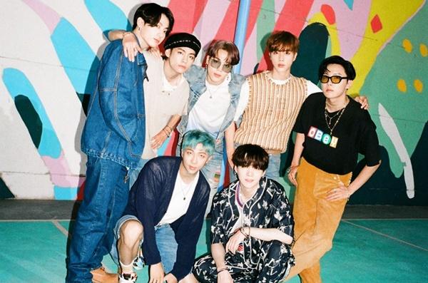 Sừng sững No.1 Billboard Hot 100, BTS mở ra lịch sử mới sau 57 năm cho âm nhạc Châu Á-2