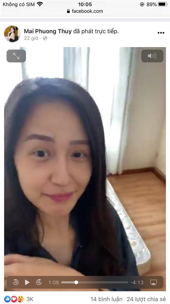 Mẹ Mai Phương Thúy nói gì khi con gái khoe mặt mộc hết vía trên livestream?-1