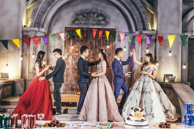 Chơi lớn như sinh viên Đại học Kiến Trúc: Cẩu siêu xe đến trường chụp kỷ yếu thì đã sao?-11