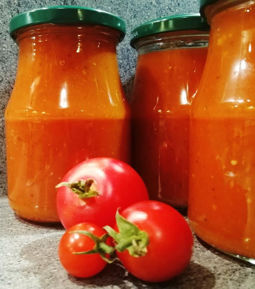 Mẹ Việt ở Đức bày cách làm sốt cà chua và bảo quản không cần trữ đông dễ ợt-2