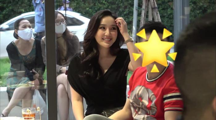 Bảo Thy cười haha trước loạt ảnh chụp lén cam thường đẹp hơn trên truyền hình-8